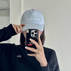 미우미우 로고 자수 프리미엄 볼캡