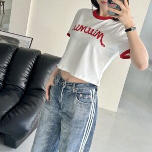 미우미우 로고 프린트 티셔츠