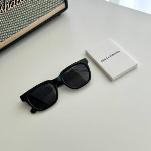 젠틀몬스터 x 메종마르지엘라 MM110 선글라스 블랙