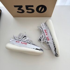 아디다스 x 이지부스트 350V2 지브라