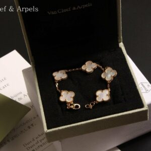 [Vancleef &arpels] 반클리프 아펠 알함브라 5모티브  팔찌 (화이트)