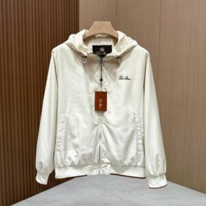 로로피아나 스노우 점퍼