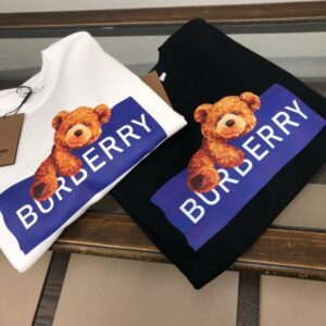 버버리 박스로고 테디 맨투맨