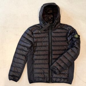 스톤아일랜드 룸 우븐 경량 패딩