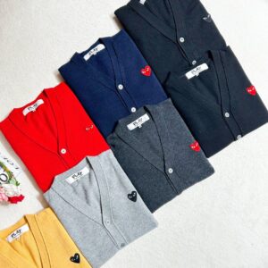 꼼데가르송 남녀공용 V넥 가디건